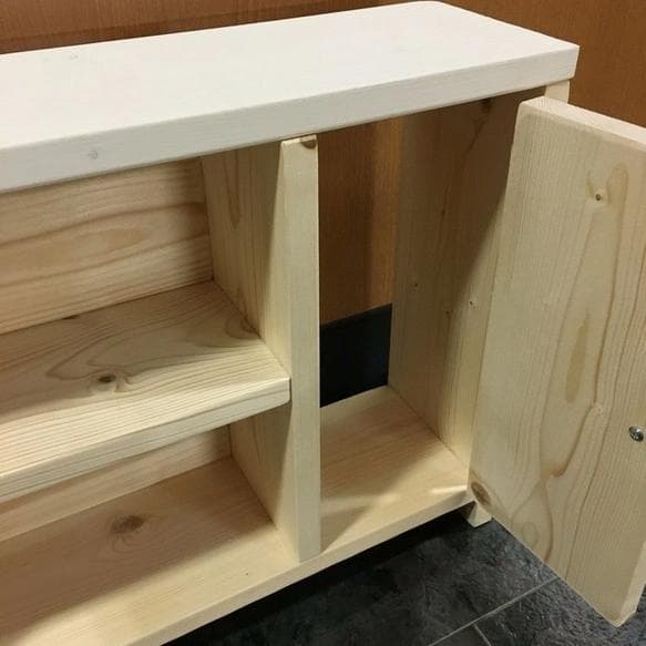 【サイズオーダー可】【引取可能】無垢材　目隠し扉がついた！トイレ収納