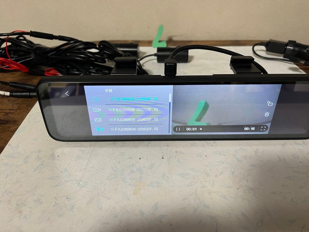 DMDR-32 前後ミラードラレコ 32GB SDメモリーカード付き