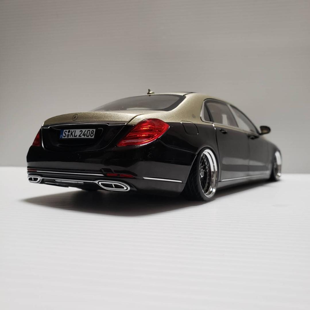 1/18 メルセデスベンツ　マイバッハ Sクラス 後期　カスタム