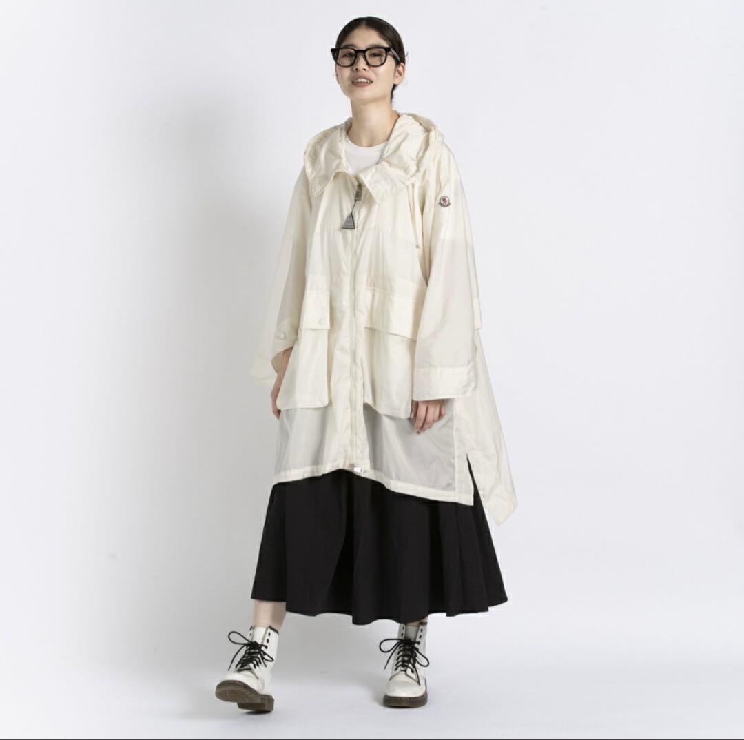 【新品・未使用品】MONCLER モンクレールPRINTSEPSポンチョコート