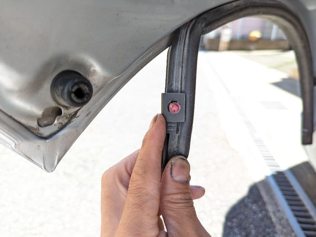 ハイエース オーバーフェンダー ビス止め ローダウンルック 車検対応