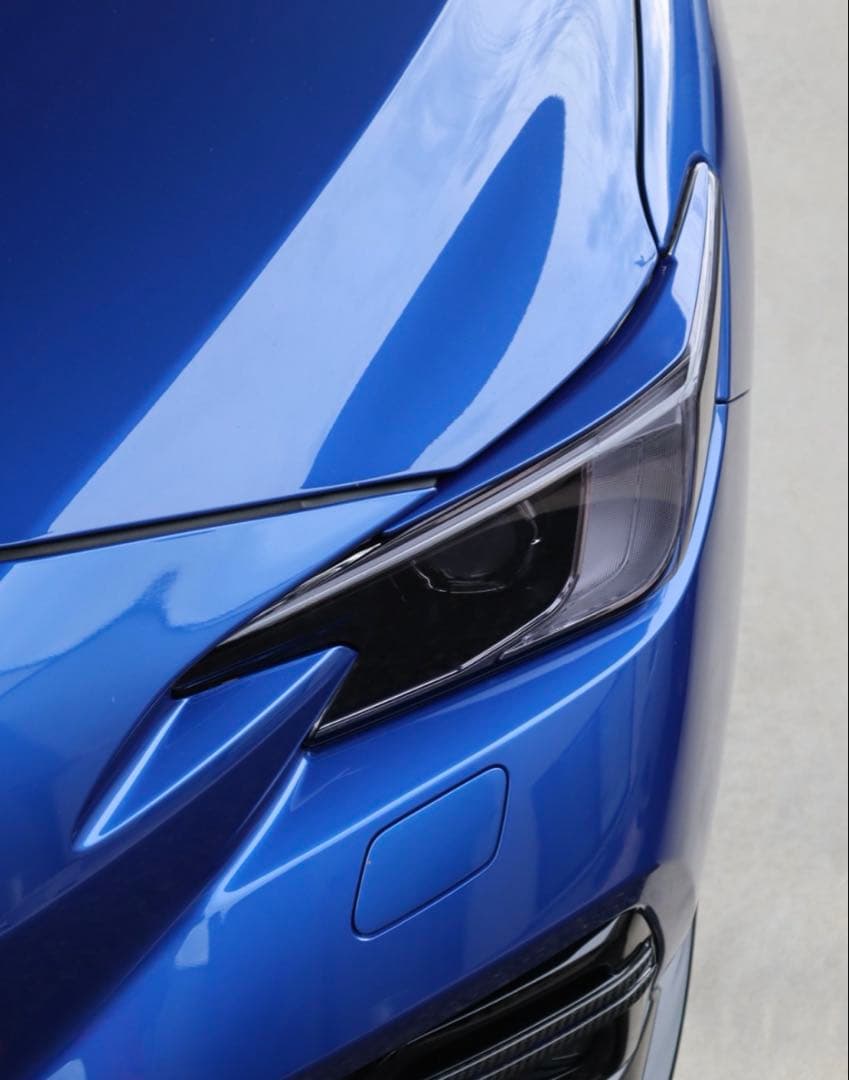 新型レヴォーグ KUHL アイライン WRブルー 【美品】