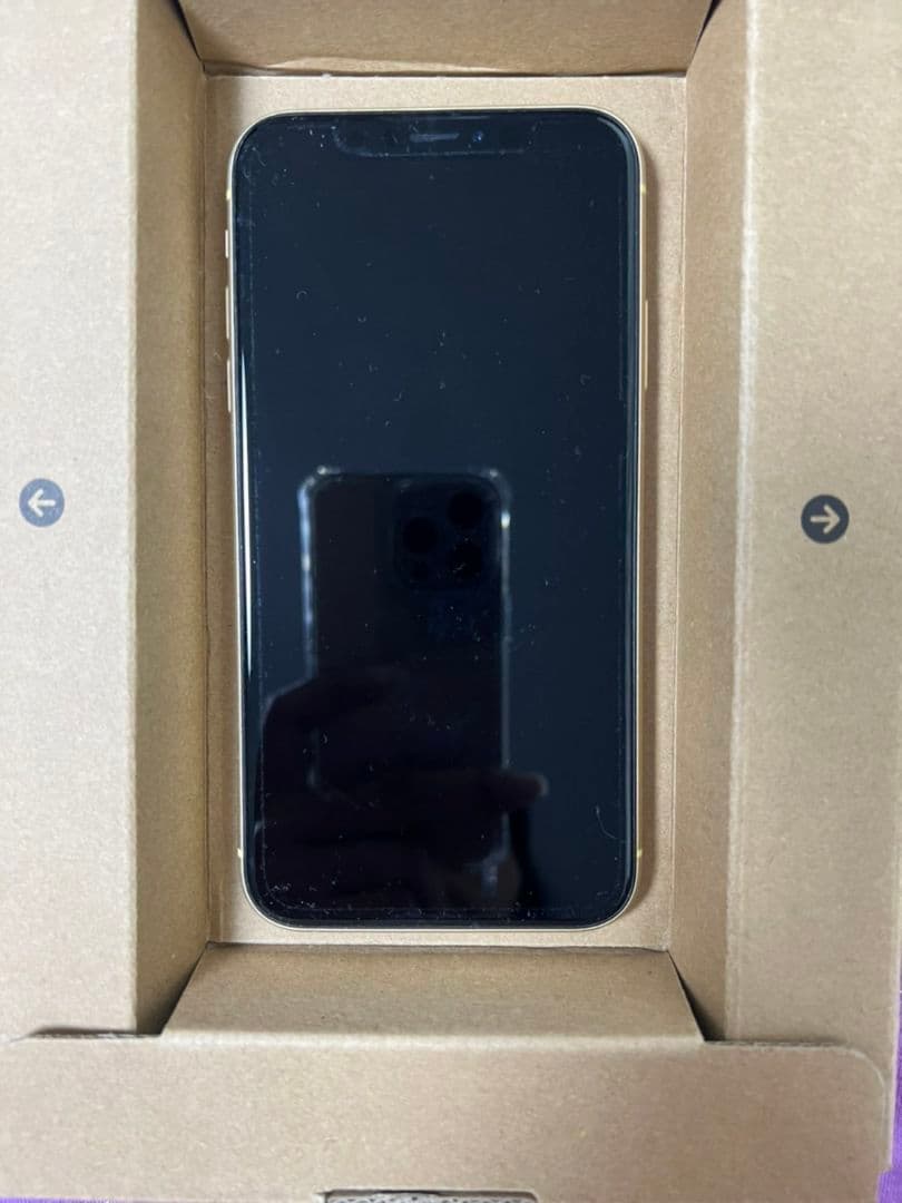 コンピュータ・IT iPhoneXR AU