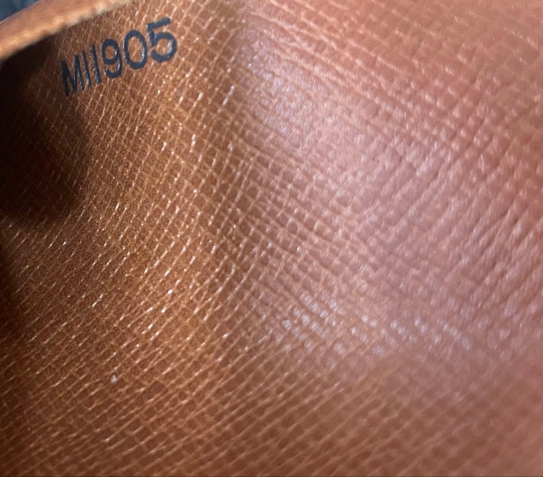 ルイヴィトン ￼パスポートケース モノグラム MI0033 正規品フランス製