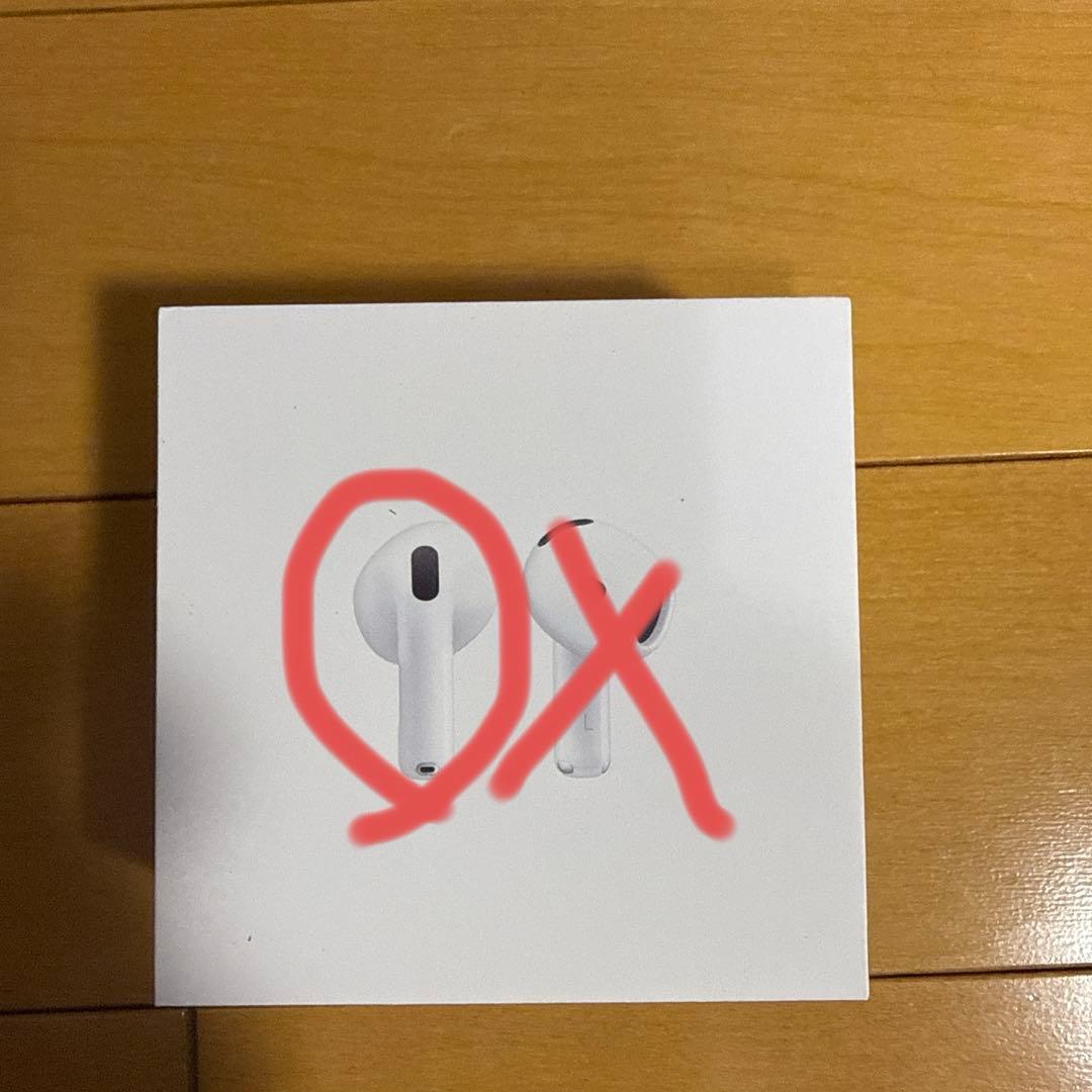 AirPods4 片耳(右耳のみ)　新品未使用品