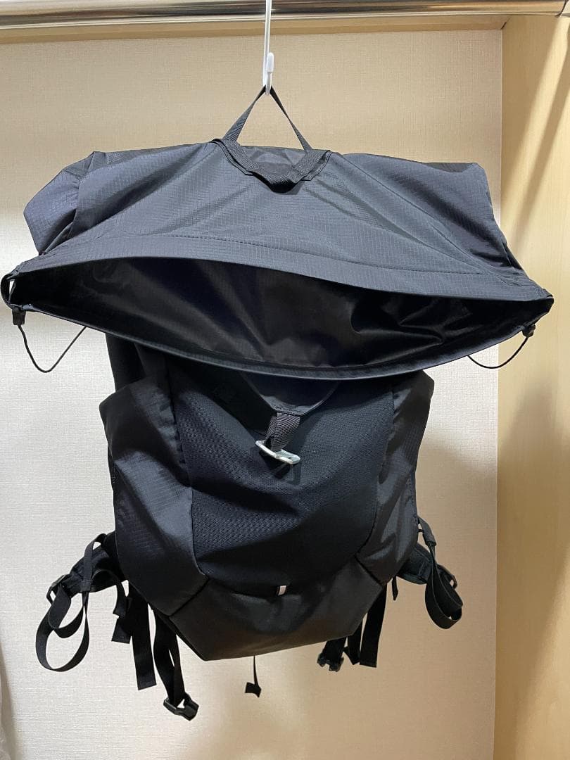 SALOMON ACS 20 バックパック BLACK ユニセックス