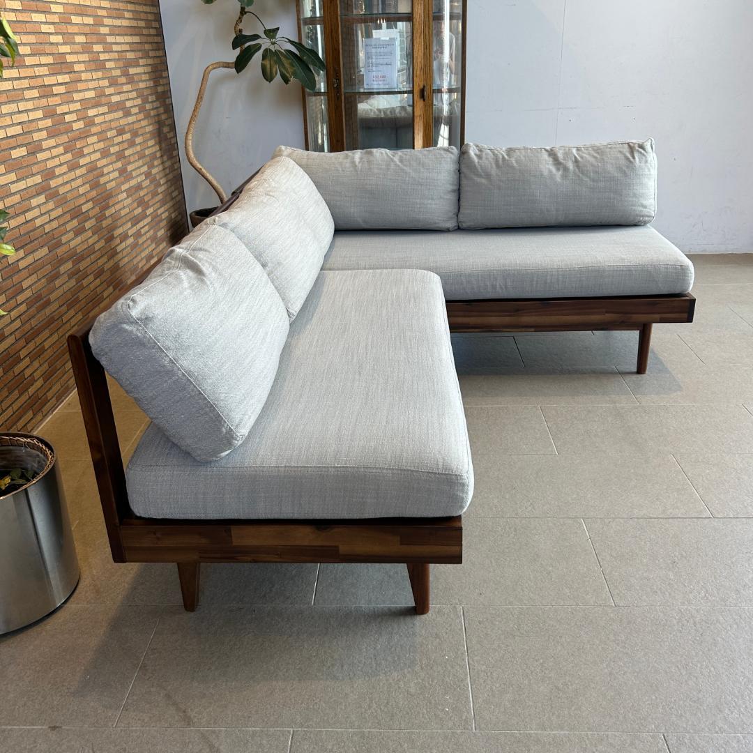 ２個口のa 美品 ♥ unico　ウニコ　コーナーソファー ベンチセット