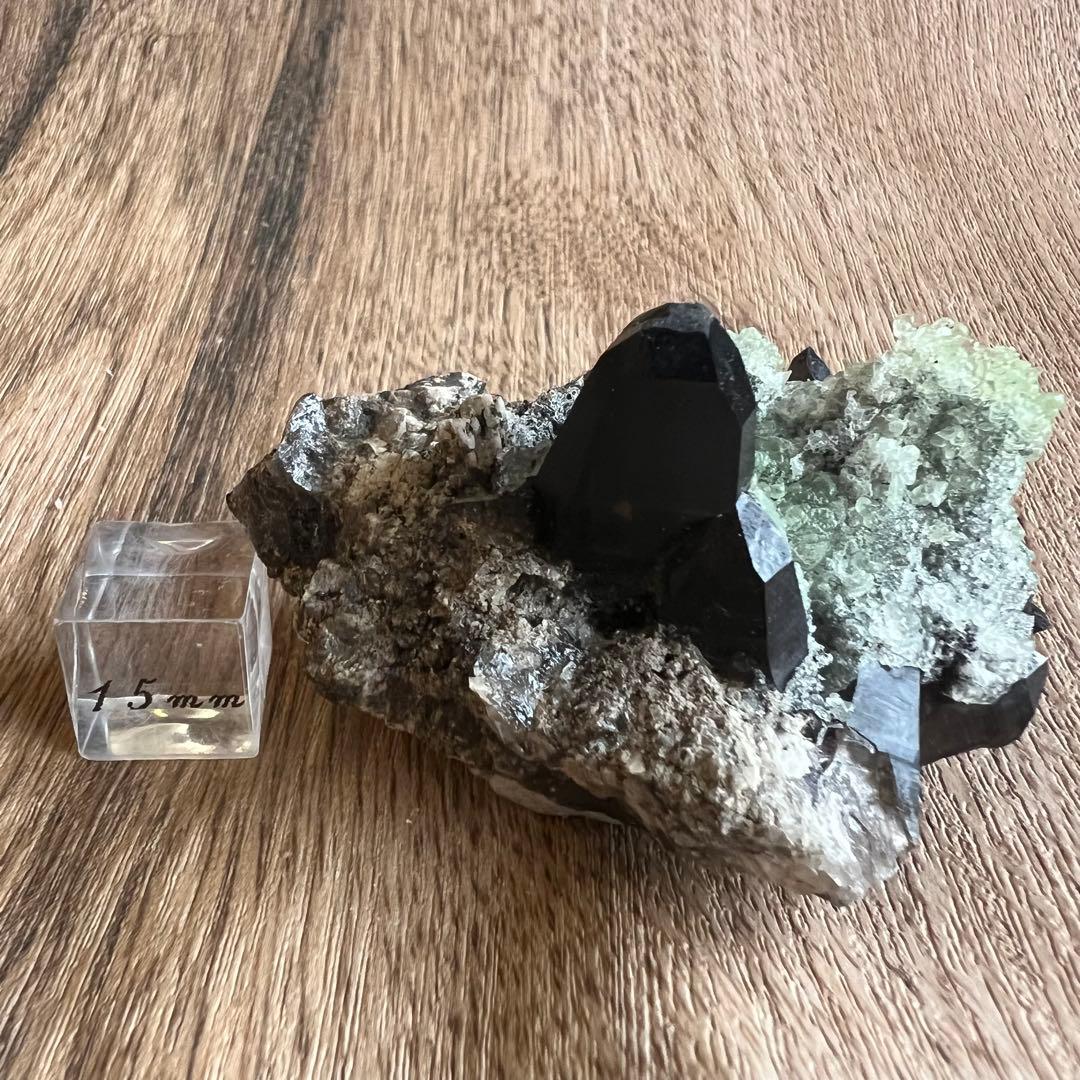 ハイアライトオパール スモーキークォーツ 共生 鉱物 標本 原石