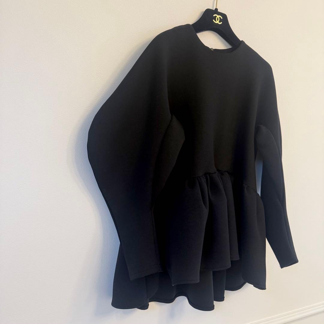 Tsuru by Mariko Oikawa Kirillペプラムトップス 黒