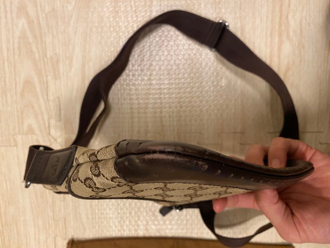 GUCCI GGパターン ショルダーバッグ 保存袋付き