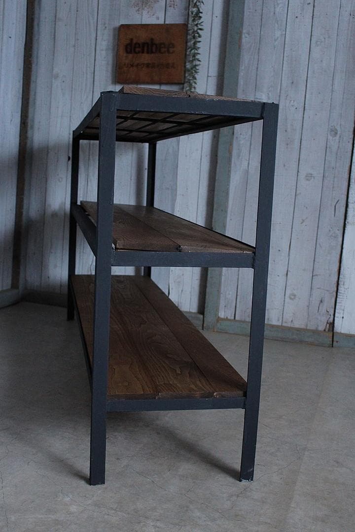 古いアイアンフレームと古材の収納棚　食器棚　オープンラック　靴棚　古家具