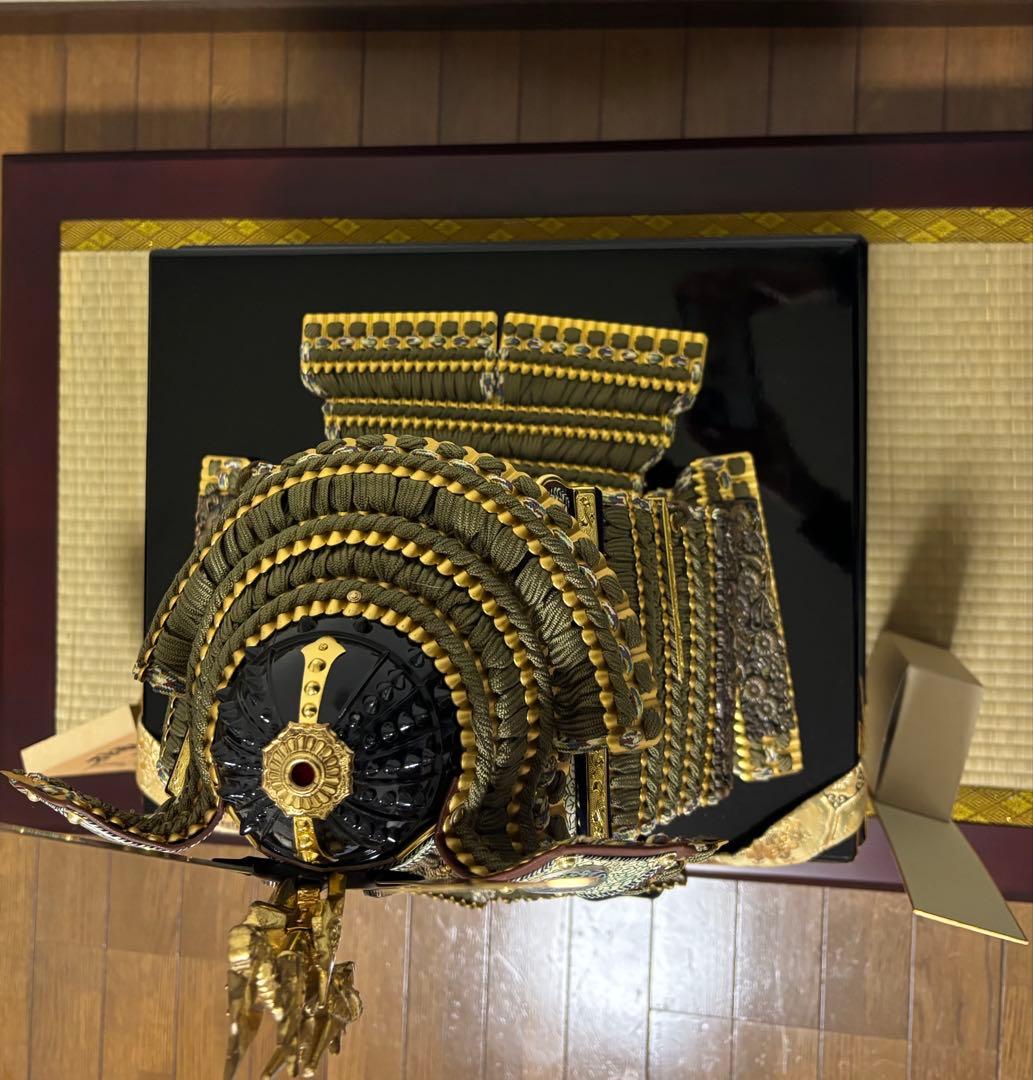 五月人形 武士の鎧 (社団法人日本ひな人形協会会長賞受賞作品)