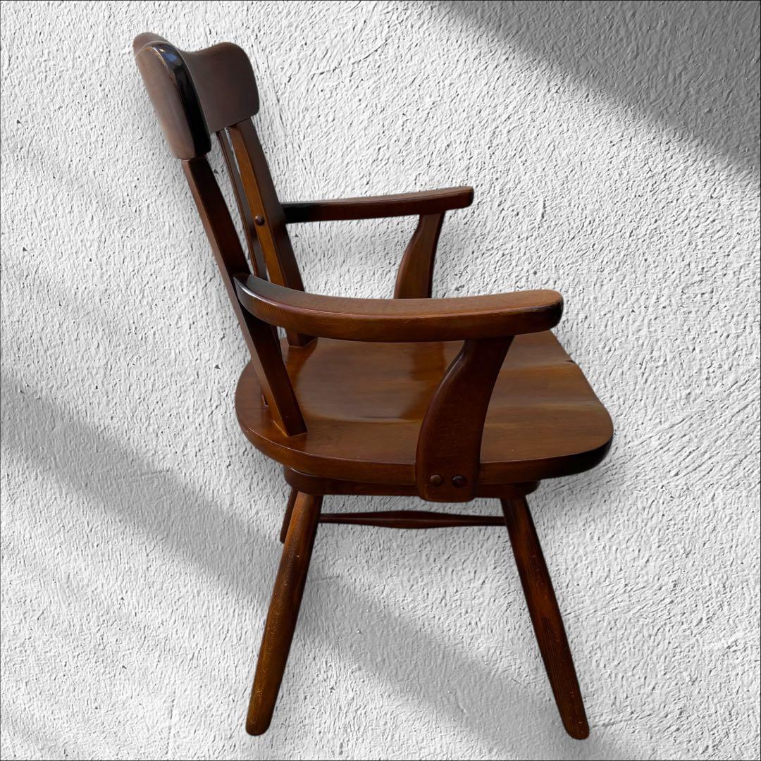 カリモク家具　回転式アームチェア コロニアルウォールナット