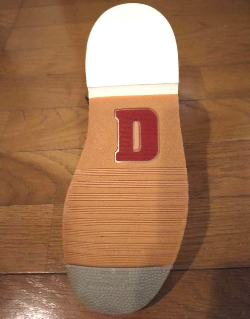 ボウリングシューズ