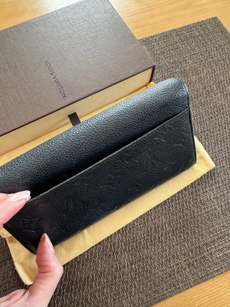 LOUIS VUITTON モノグラム アンプラント　ポルトフォイユ・サラ