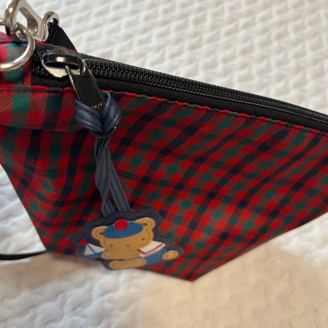 ファミリア　ショルダーバッグ　ポシェット　赤チェック