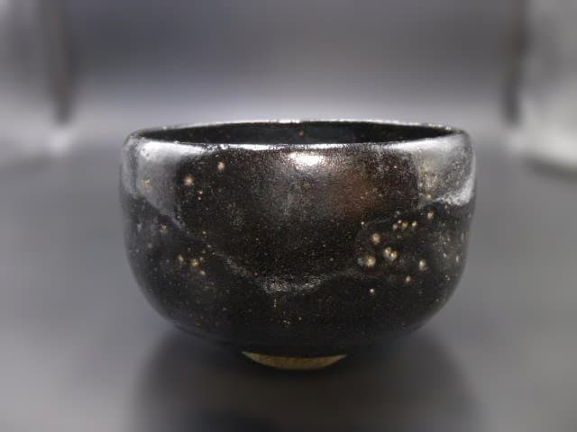 楽吉左衛門　五代　宗入　黒茶碗／銘「無事」／表千家六代　覚々斎極め箱／仕覆