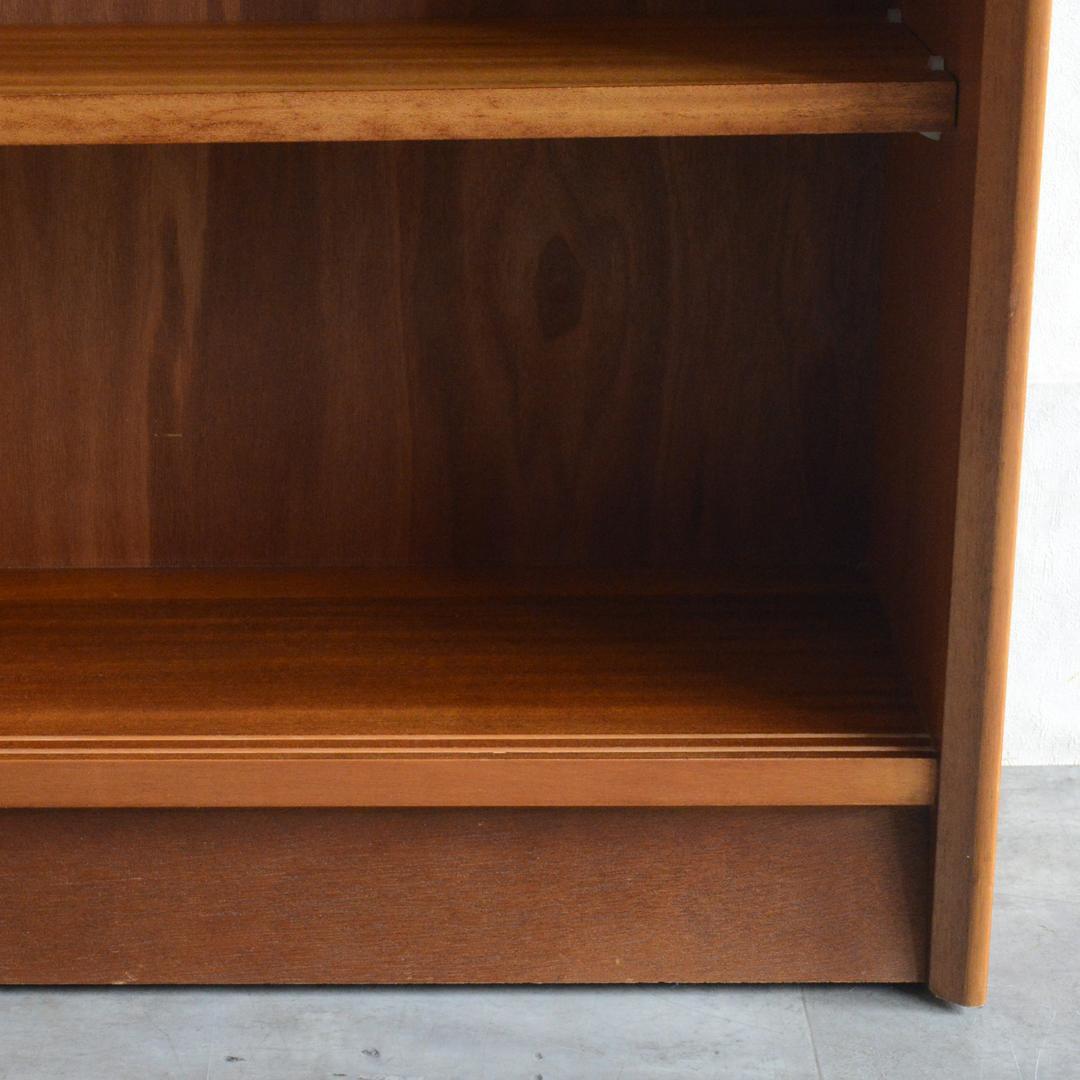 イギリスヴィンテージ チーク ガラスキャビネット ディスプレイ 飾り棚 本棚