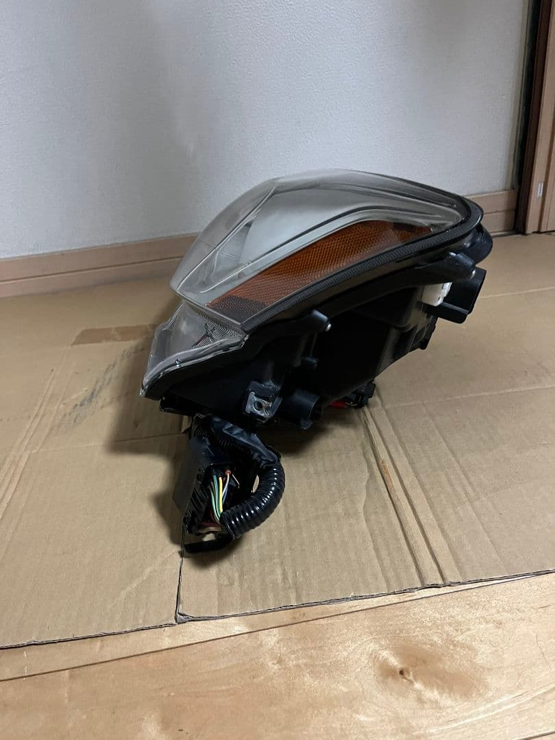 レクサス is 250/350 純正ヘッドライト