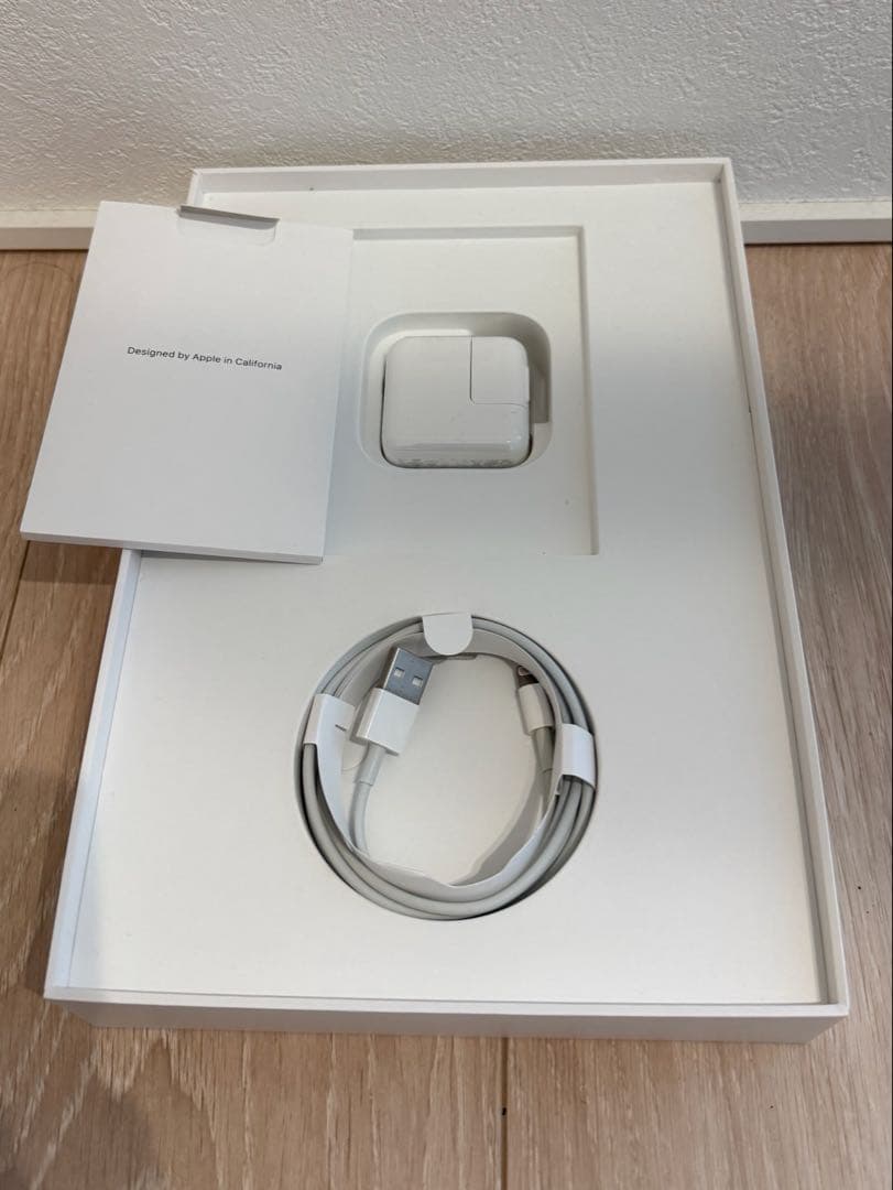 アップルiPad (第7世代)シルバー128GBWi-Fi