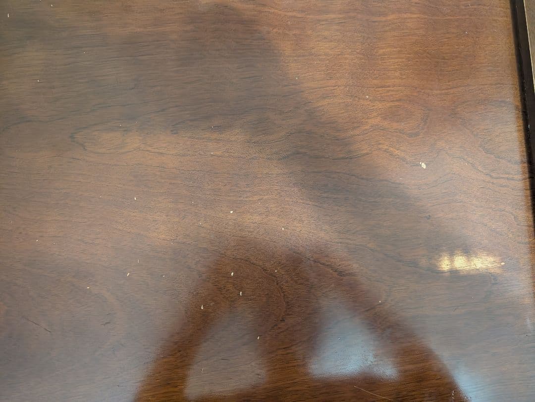 ダークブラウン オフィスチェアとデスク