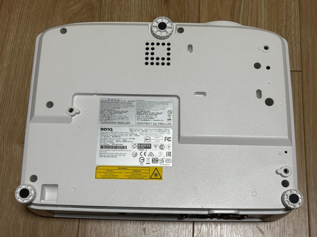 BenQ MH534 プロジェクター 本体＋リモコン