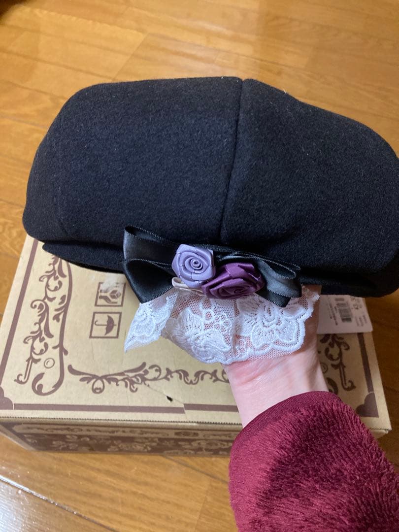 axes femme 巻きバラブローチ付きベレー 新品 ベレー帽 3色セット♡