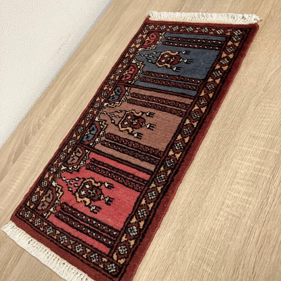 ラグ手織り絨毯　ミニラグ　ヴィンテージ ラグ　トライバルラグ32cmx63cm