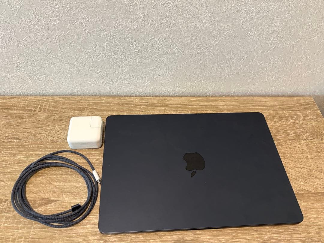 MacBookAir M2 13インチ 8GBメモリ256GBSSD JIS配列