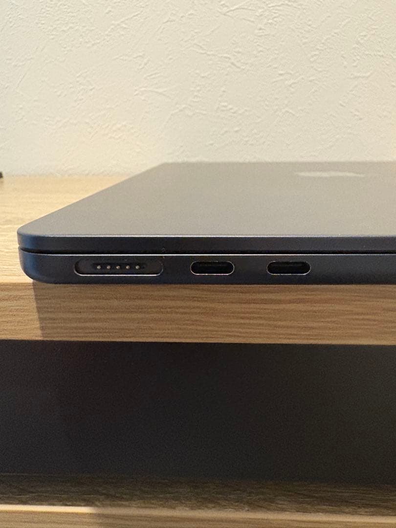 MacBookAir M2 13インチ 8GBメモリ256GBSSD JIS配列