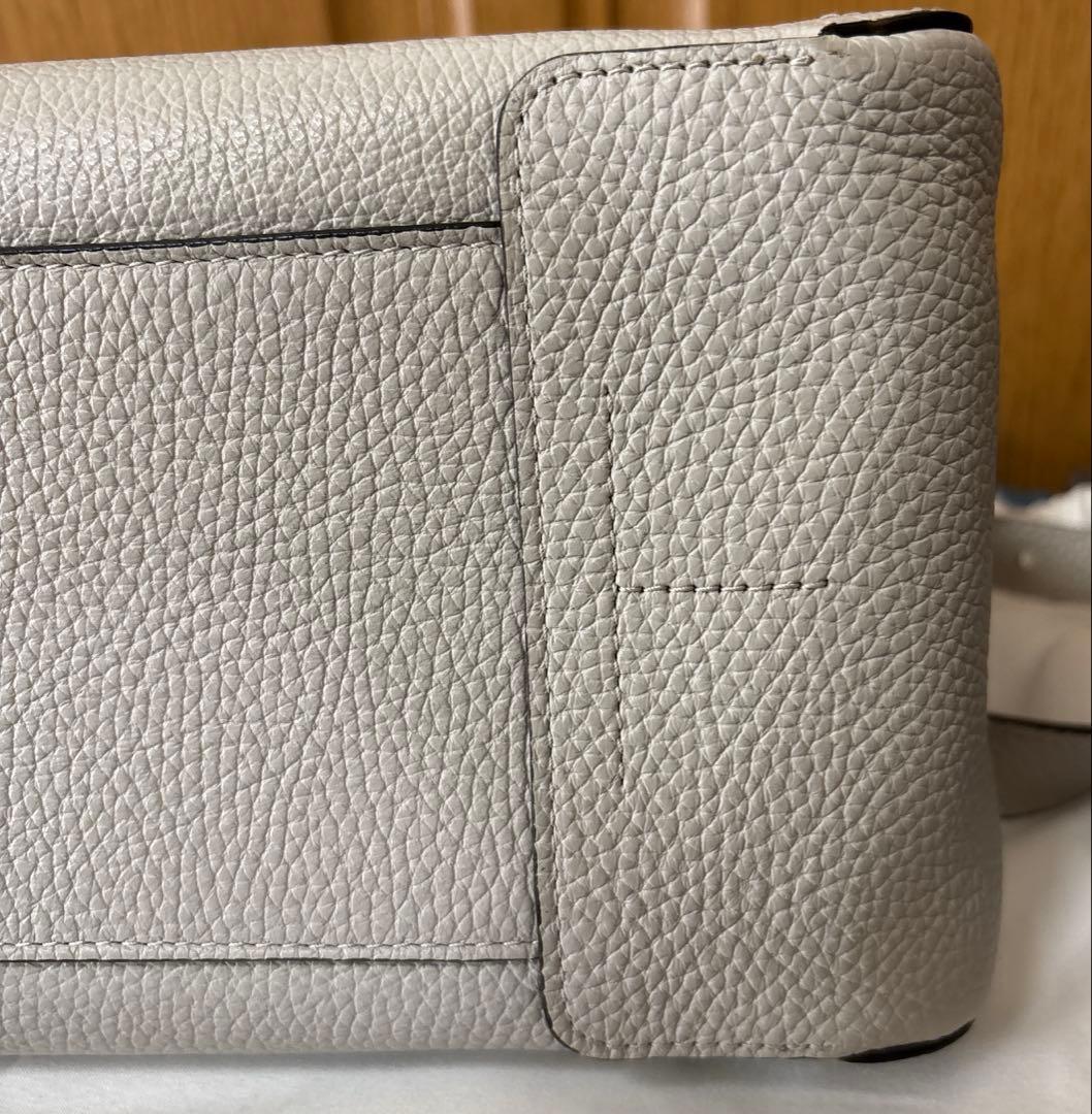 変更！FURLA グレー ショルダーバッグ レザー製