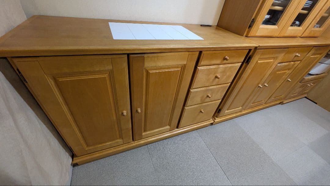 シャルドネ　アッサム　キッチンカウンター