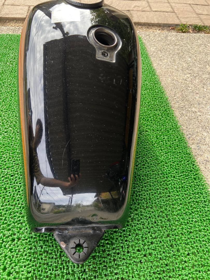 YAMAHA タンク SR400 純正タンク　キャブ車