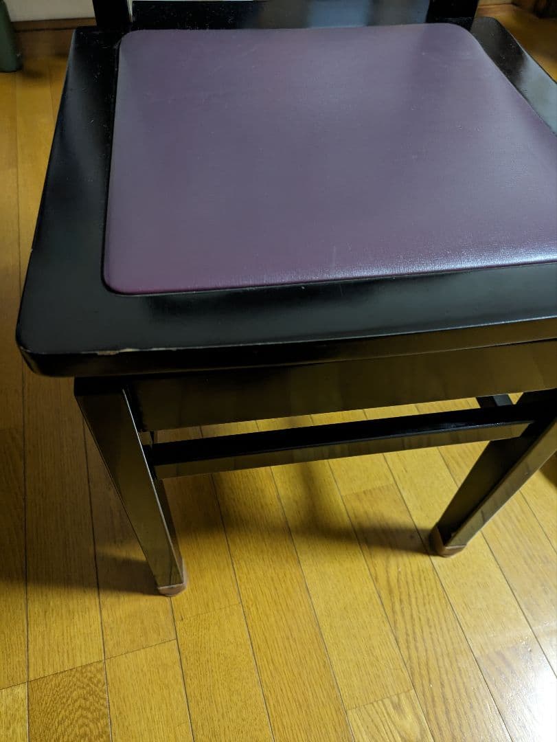 ピアノ椅子　トムソン