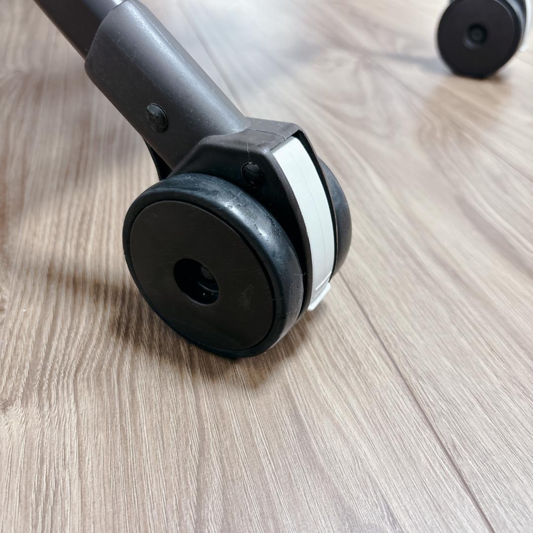 【美品】Combi ネムリラ AUTO SWING 電動ハイローチェア 人気星柄