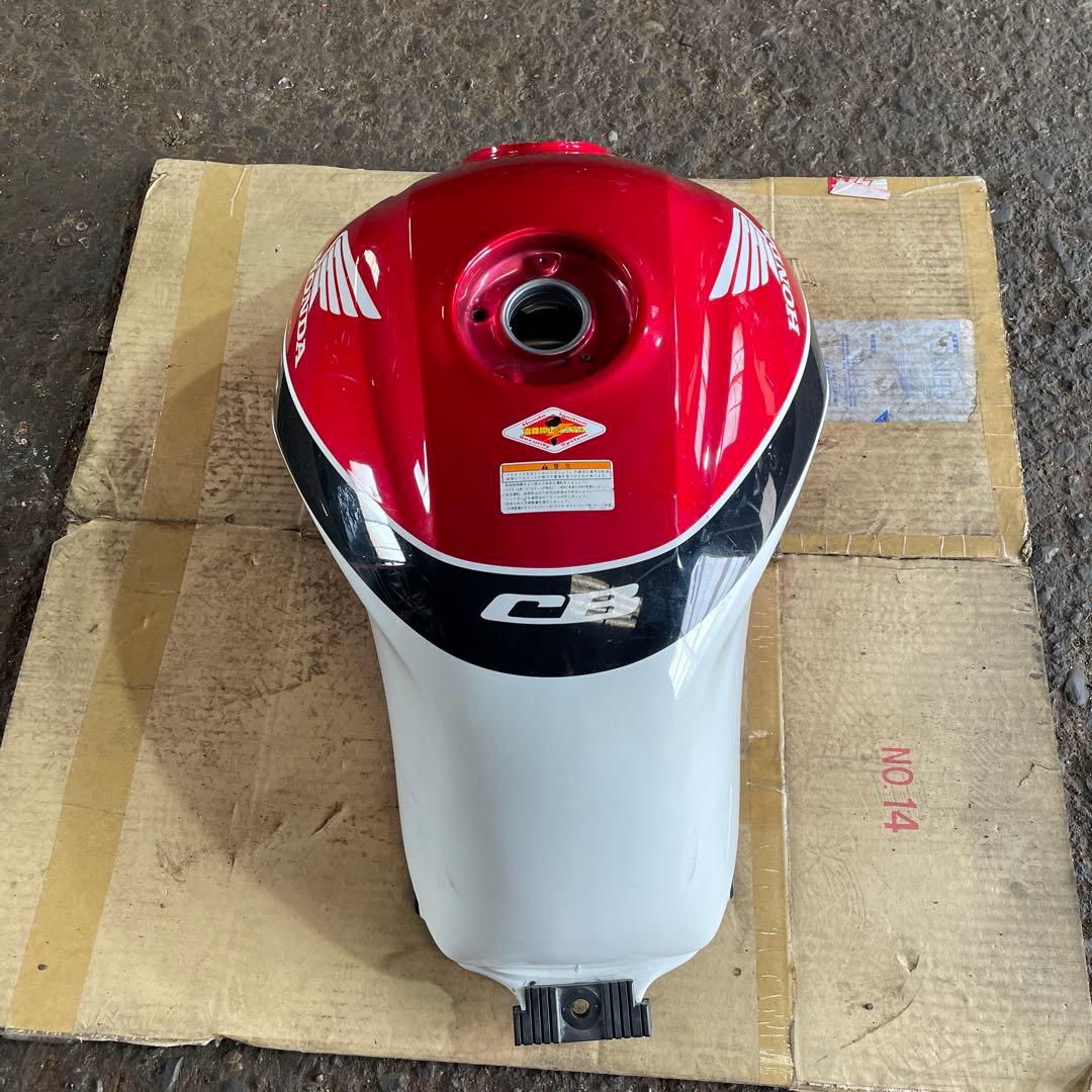 HONDA CB400 NC42 タンク 赤 白 純正　美品　ポンプ　燃料