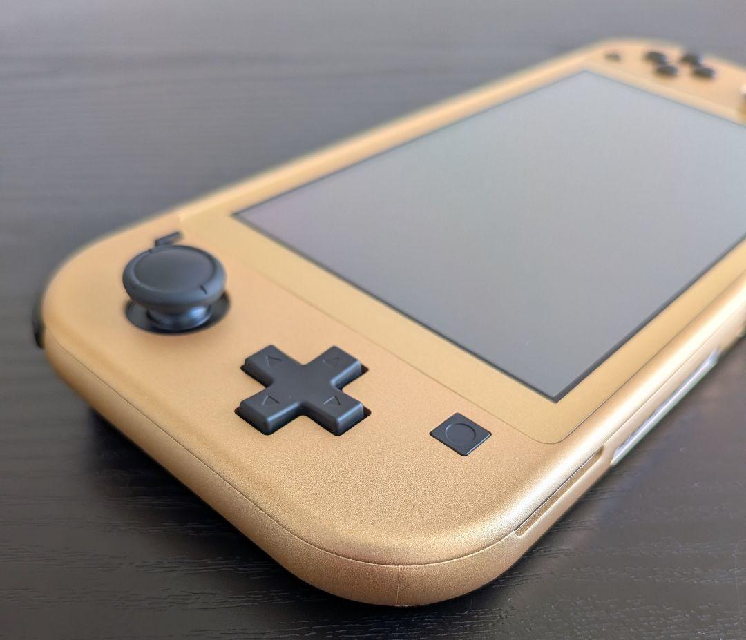 【美品・完品】Nintendo Switch Lite ハイラルエディション