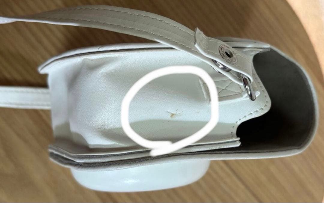 Fujifilm instax mini 11 ホワイト ＋ケース