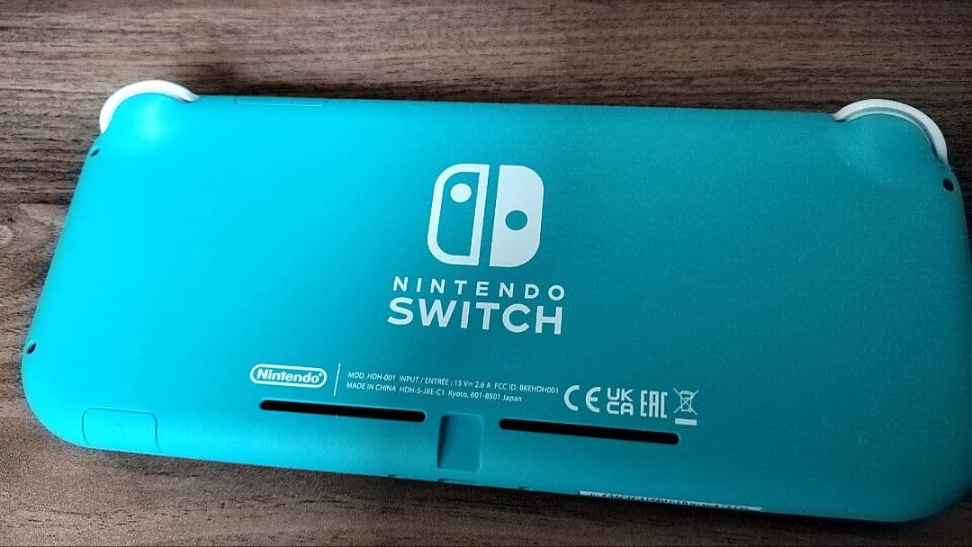 Nintendo SwitchLight ターコイズ