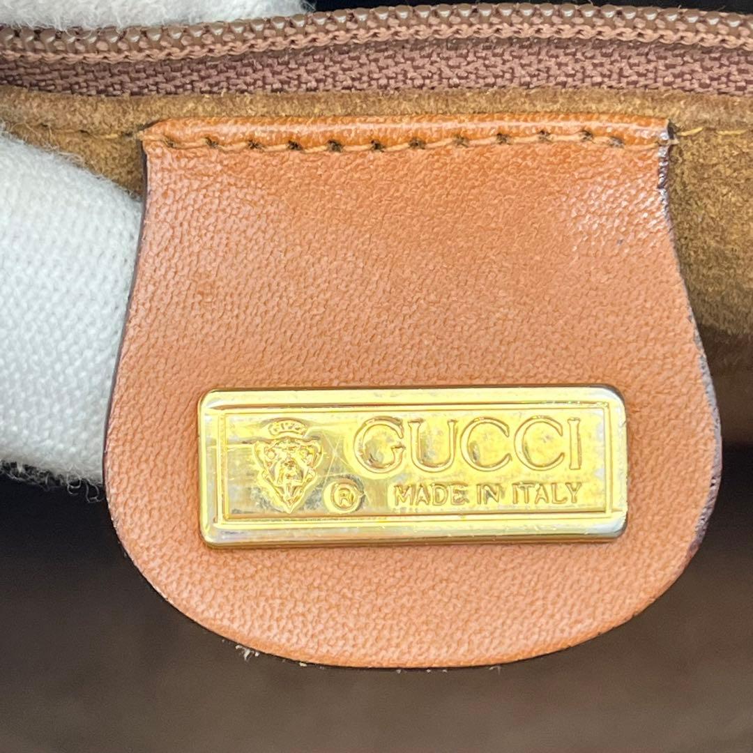 【美品】GUCCI ショルダーバッグ 斜めがけ インターロッキング レザー 茶色