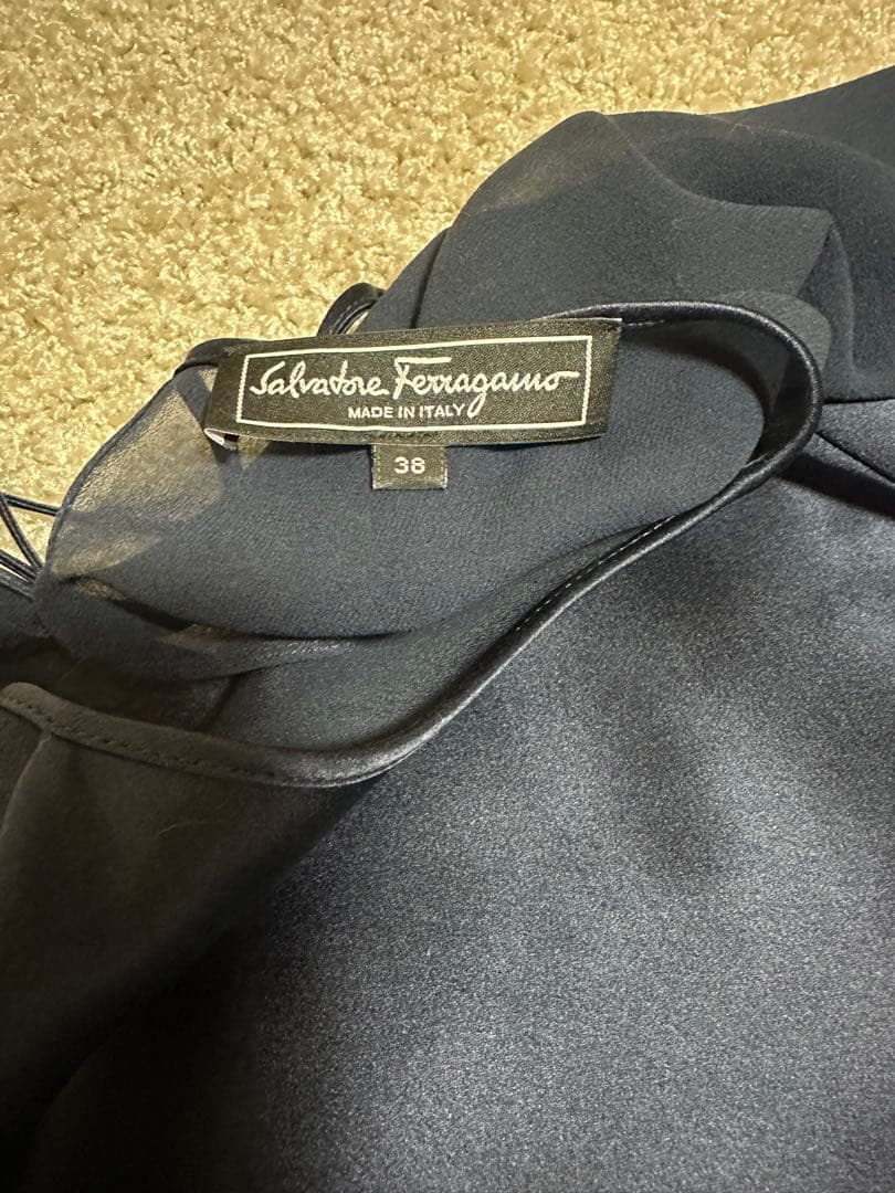 Salvatore Ferragamo　ワンピース　ドレス