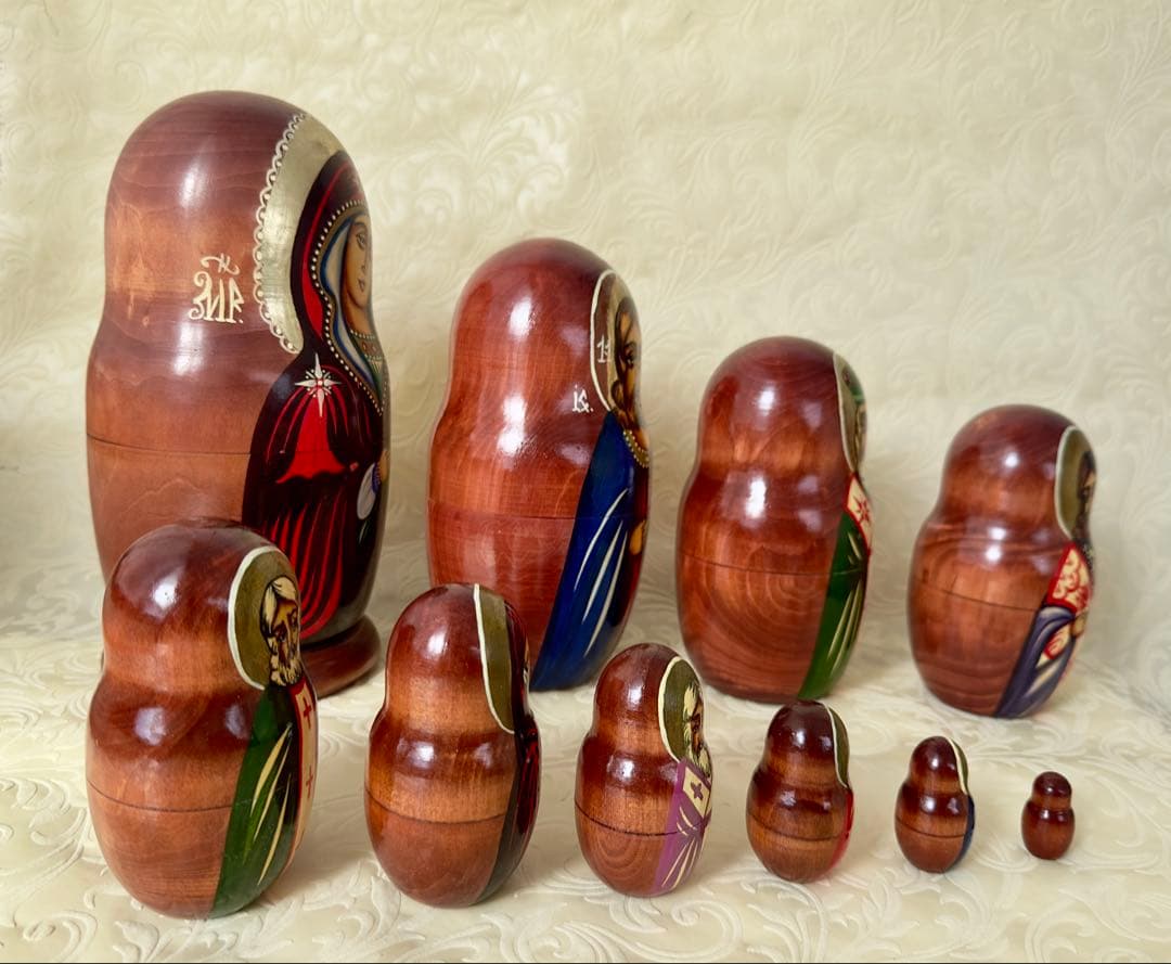 聖母子・聖人マトリョーシカ　10体　新品未使用　入手困難　稀少品　急遽値下げ！