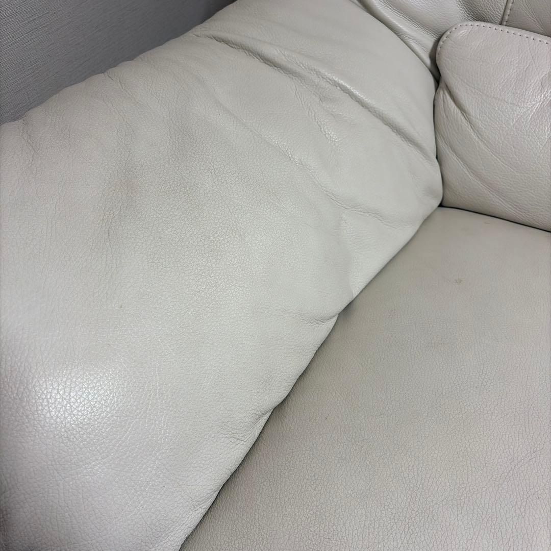 ホワイトレザー 2.5人掛けソファ　2人掛け　3人掛け