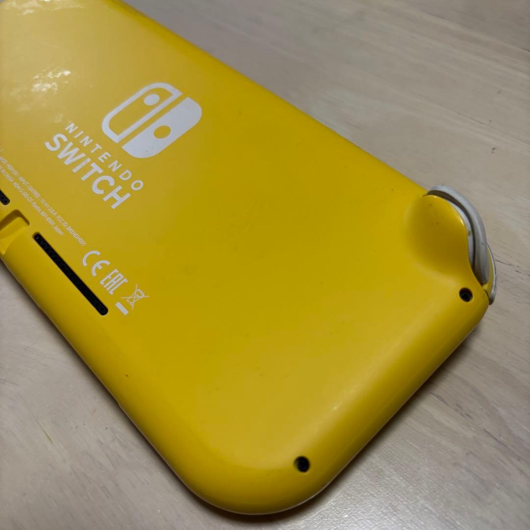 完全動作品中古スイッチライトNintendo Switch Lite イエロー