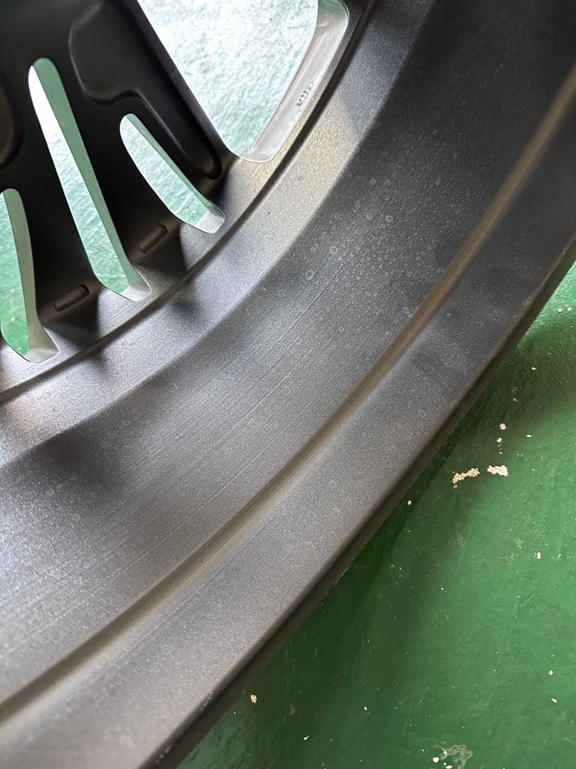 新車外し　19インチホイール　60プリウス　純正ホイール