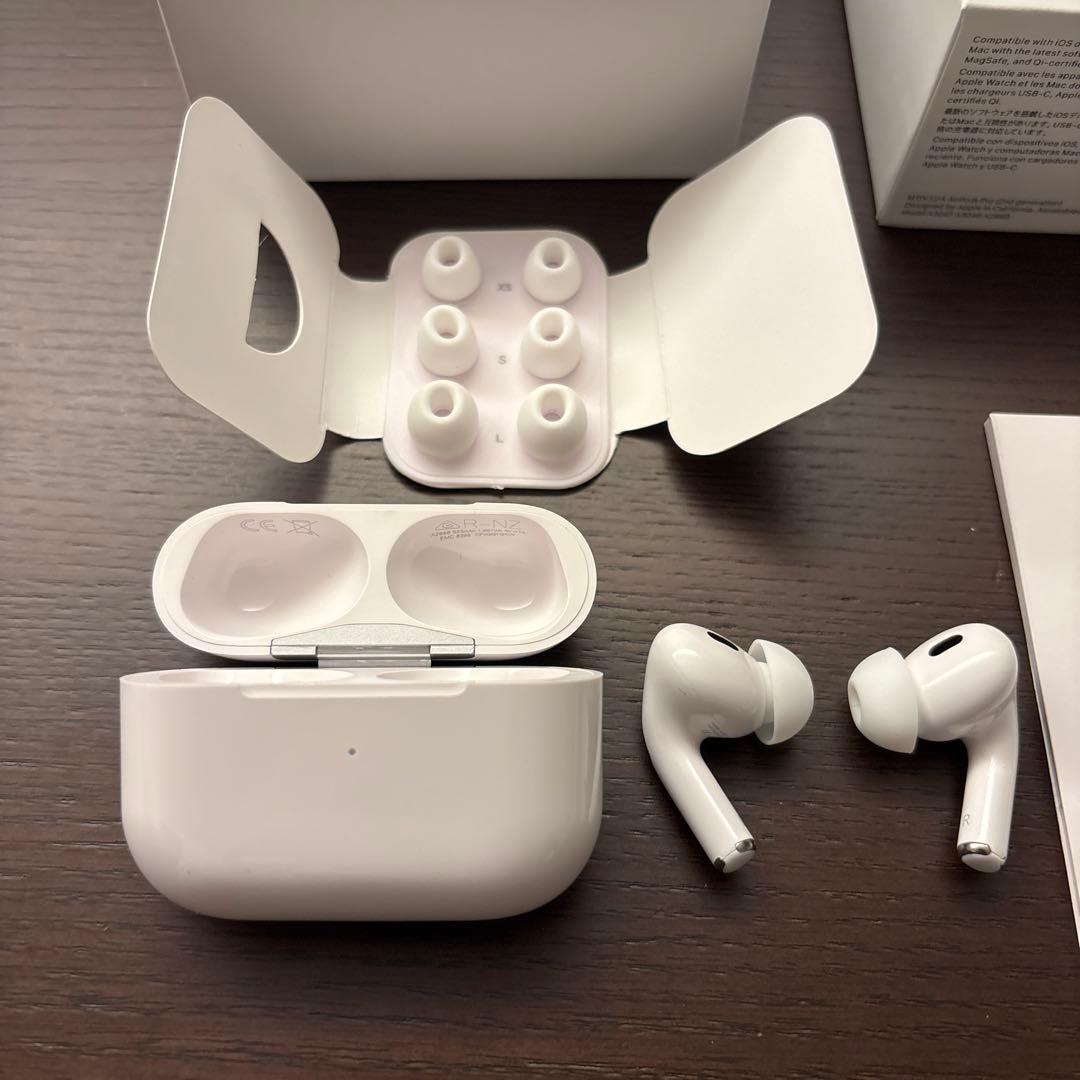 Apple AirPods Pro (第2世代) 本体 ケース付き