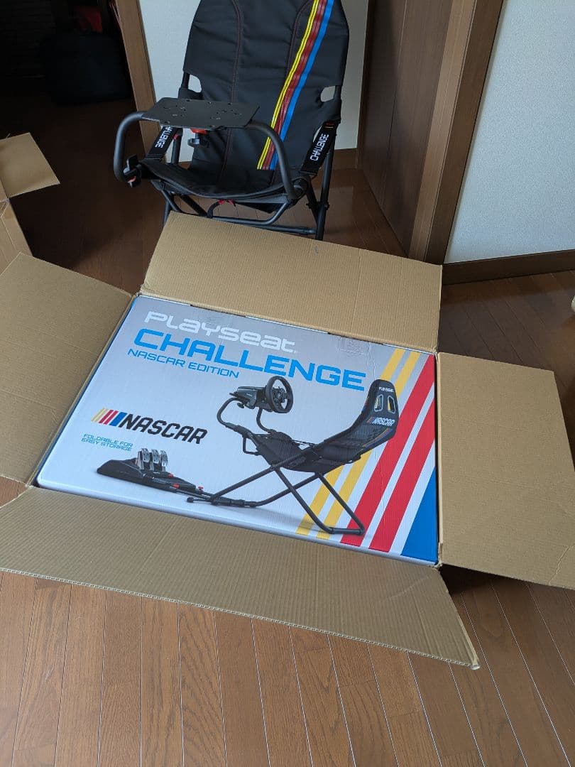 ほぼ新品 Playseat Challenge レーシングシート