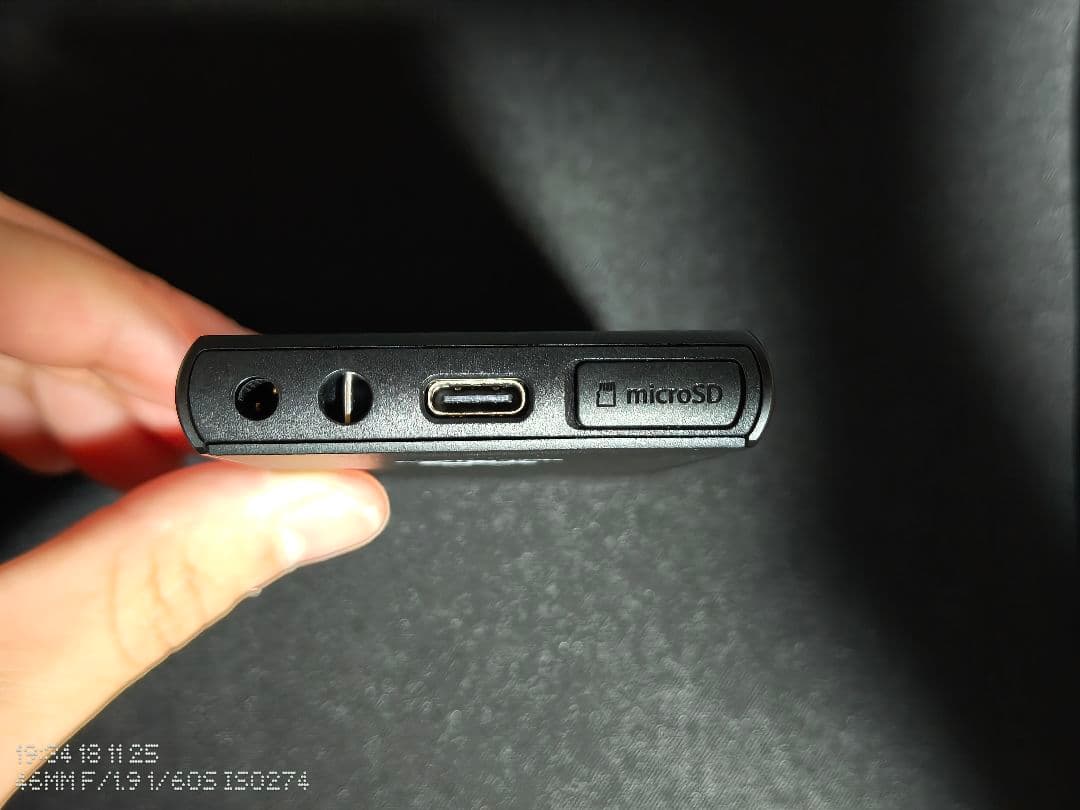 【美品】NW-A105 16GB Androidウォークマン おまけ多数