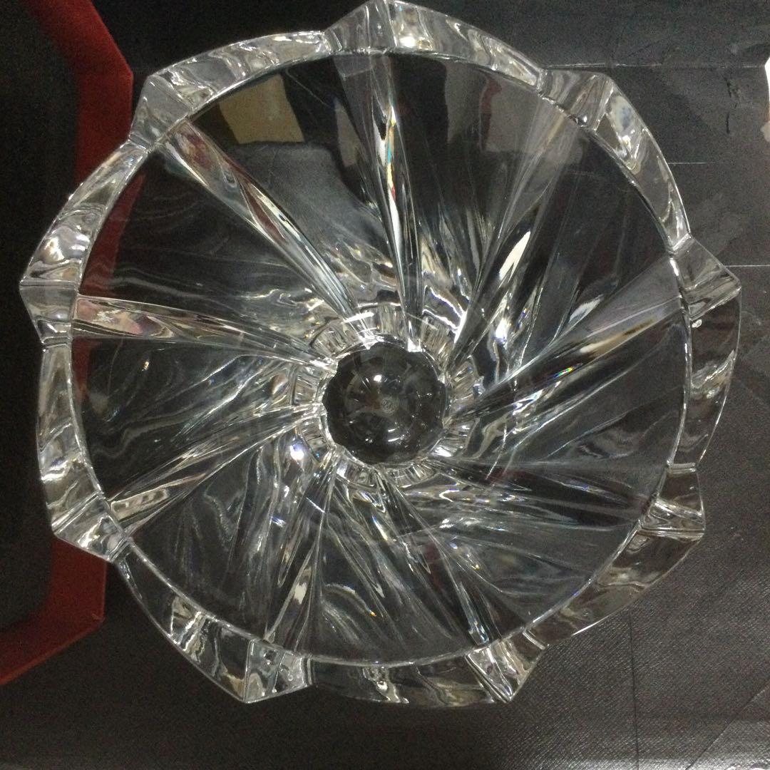 バカラ　オブジェクティフ　特大フラワーベース　花瓶