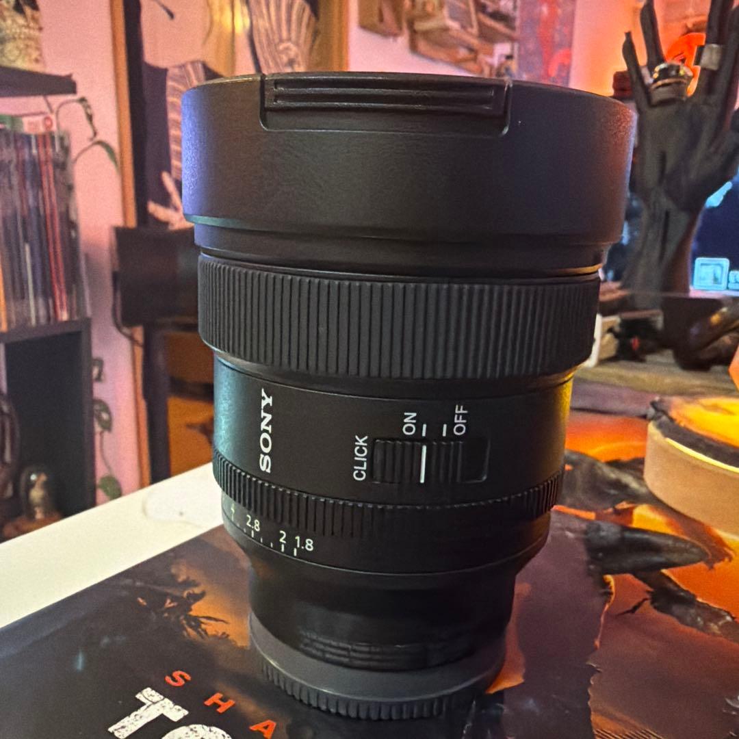 SONY FE 1.8/14 GM レンズ